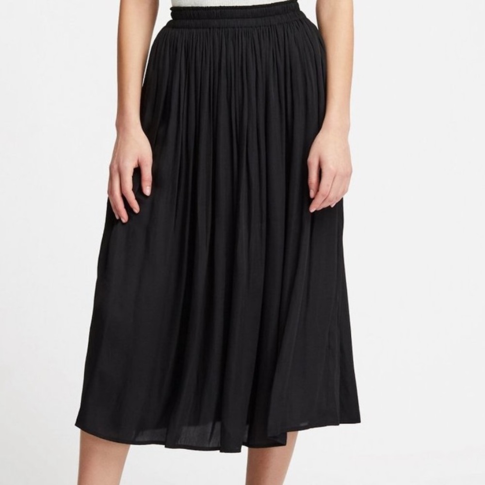Uniqlo Gathered Long Skirt